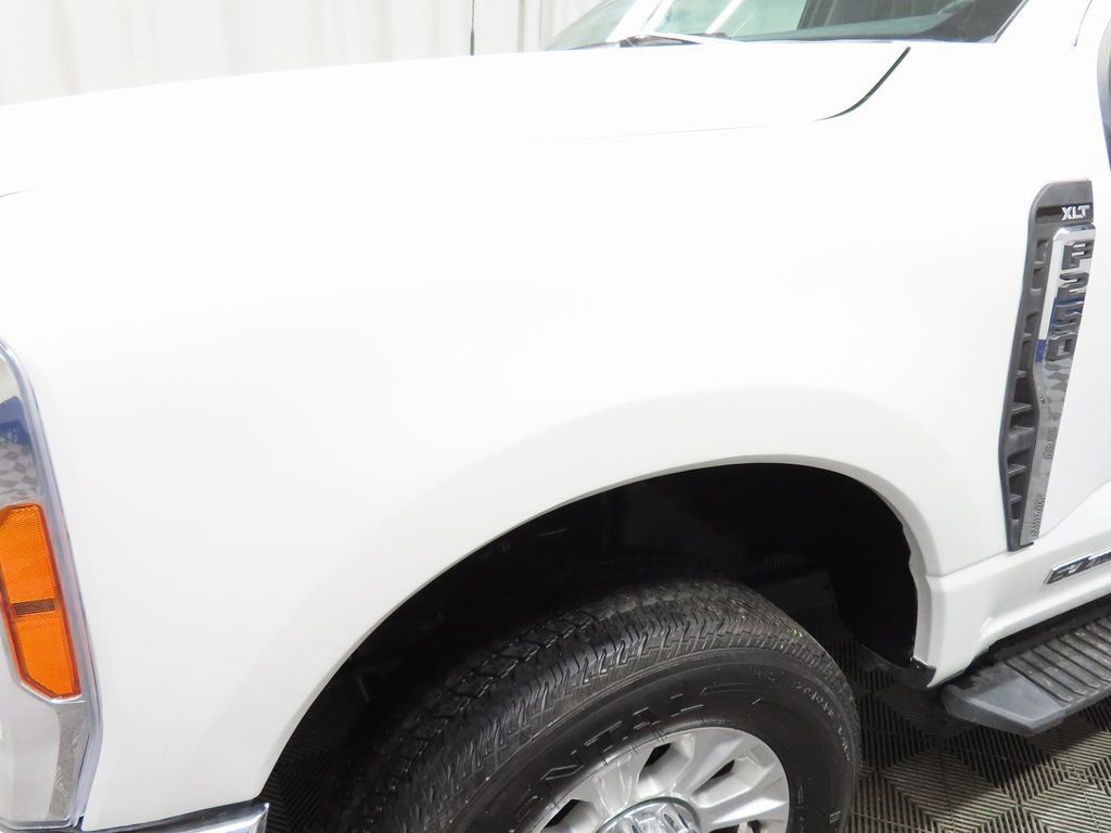 Used 2024 Ford F250 XLT image 40