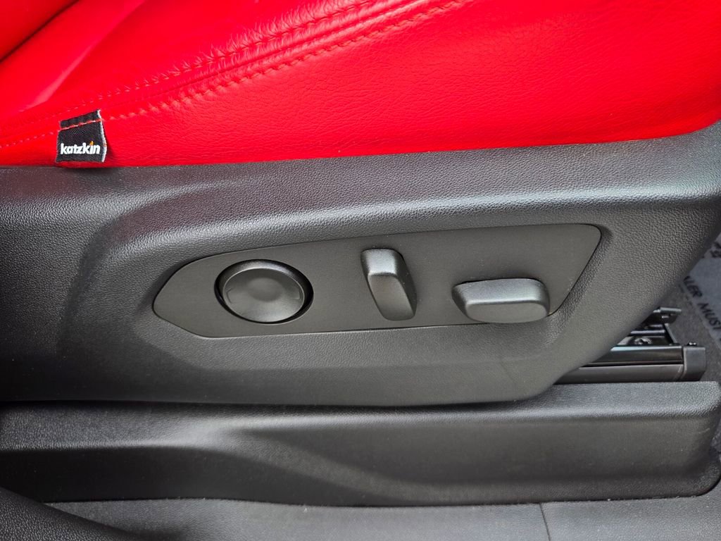 Used 2022 Chevrolet Tahoe LT image 18
