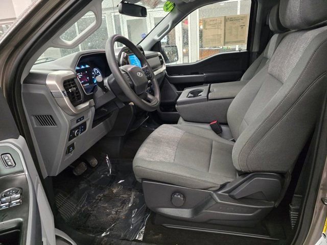 Used 2022 Ford F150 XLT w/ Trailer Tow Package image 17