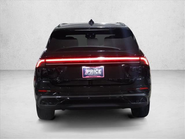 Used 2024 Lincoln Nautilus Reserve w/ Equipment Group 202A image 9