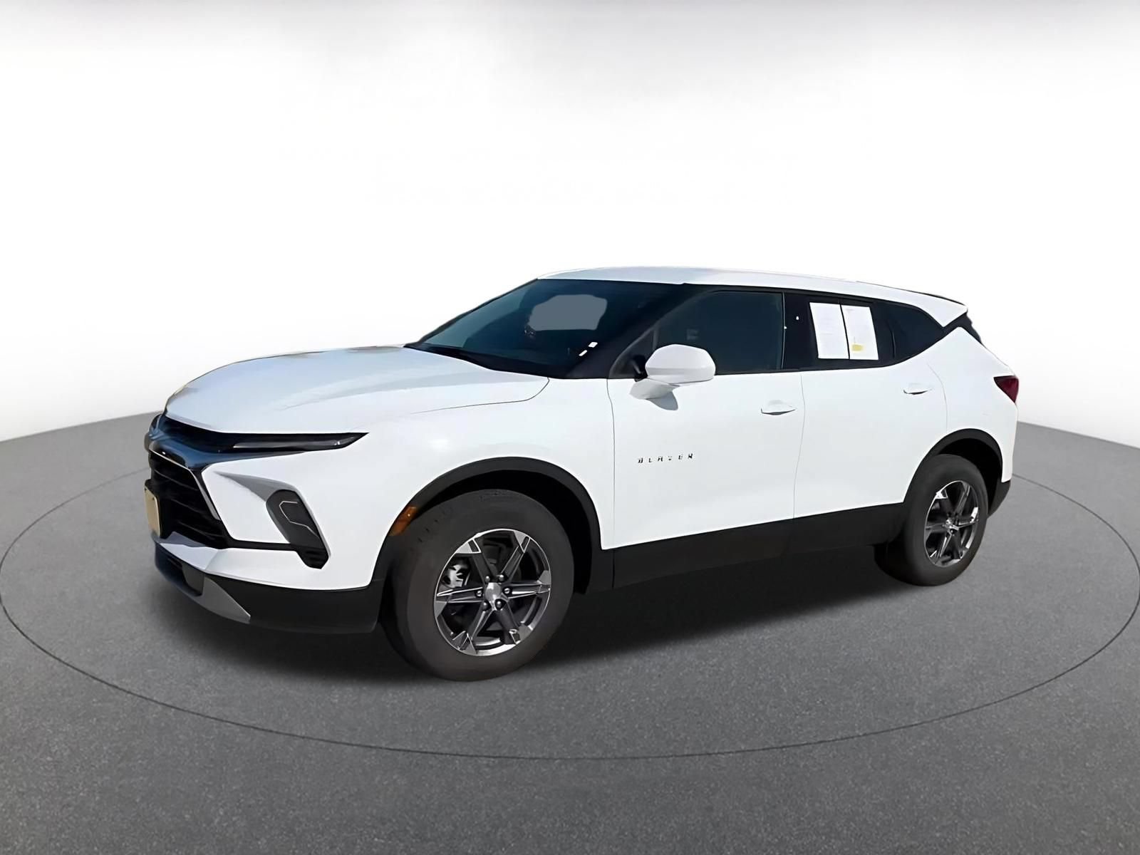 Used 2026 Chevrolet Blazer LT AWD/4WD image 7