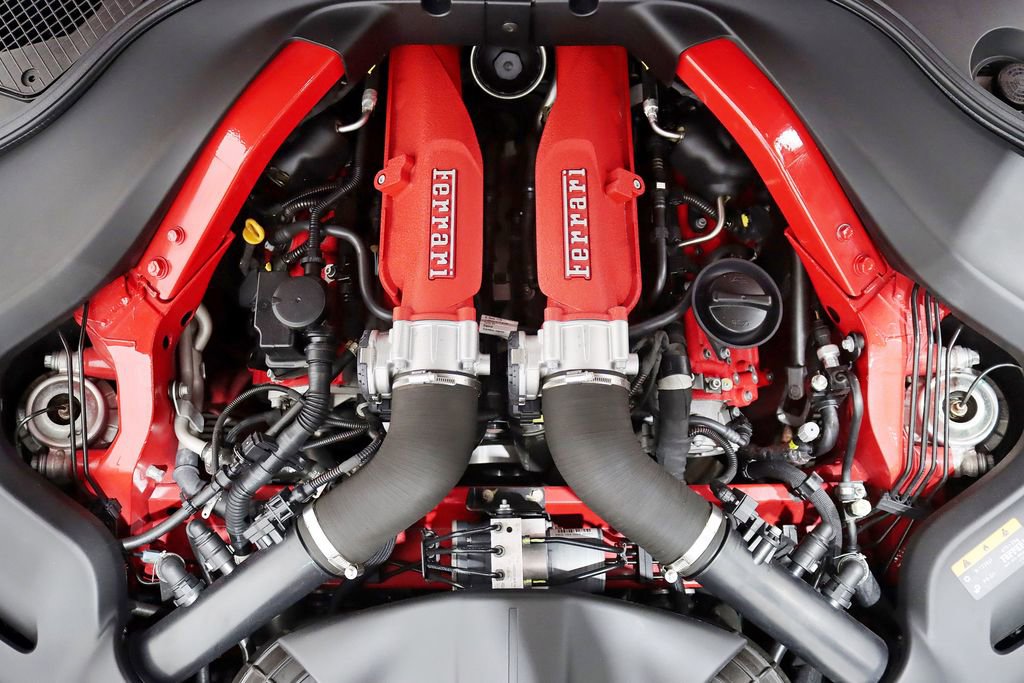 Used 2020 Ferrari Portofino RWD image 42
