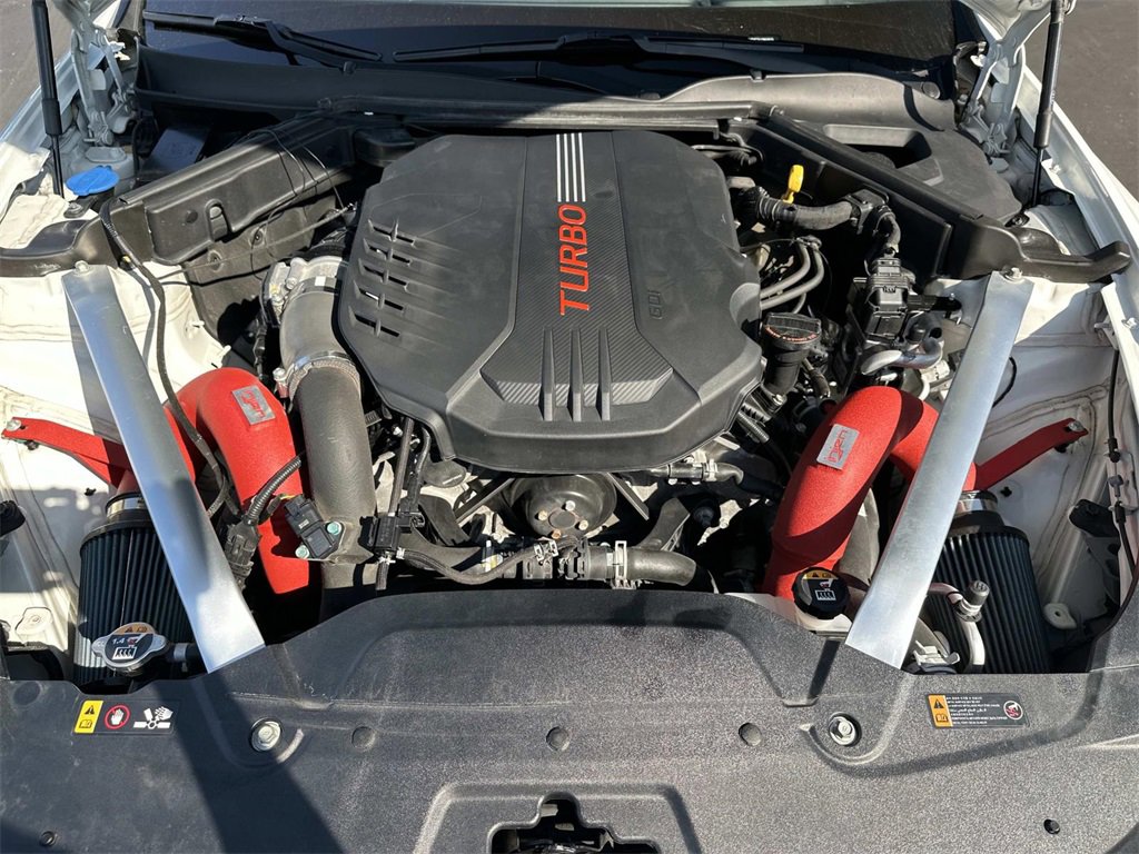 Used 2021 Kia Stinger GT2 image 11