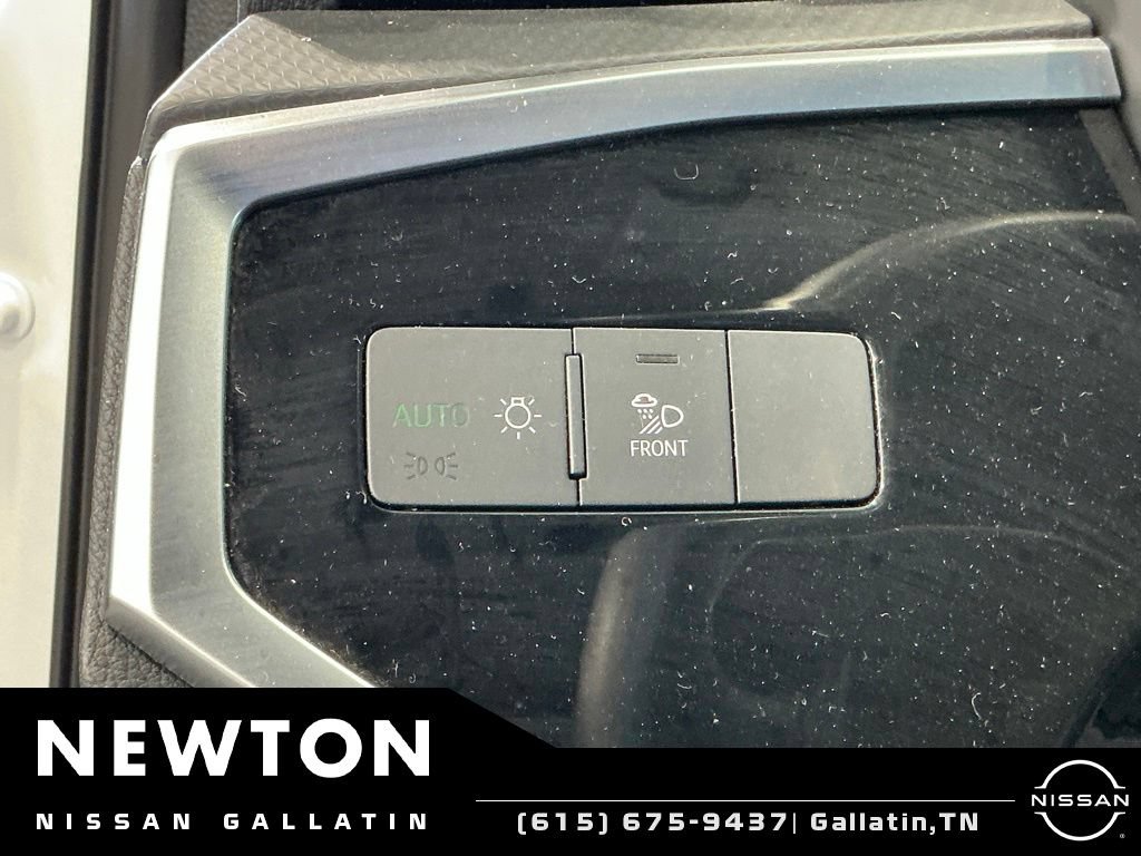 Used 2025 Audi Q3 2.0T Premium AWD/4WD image 44