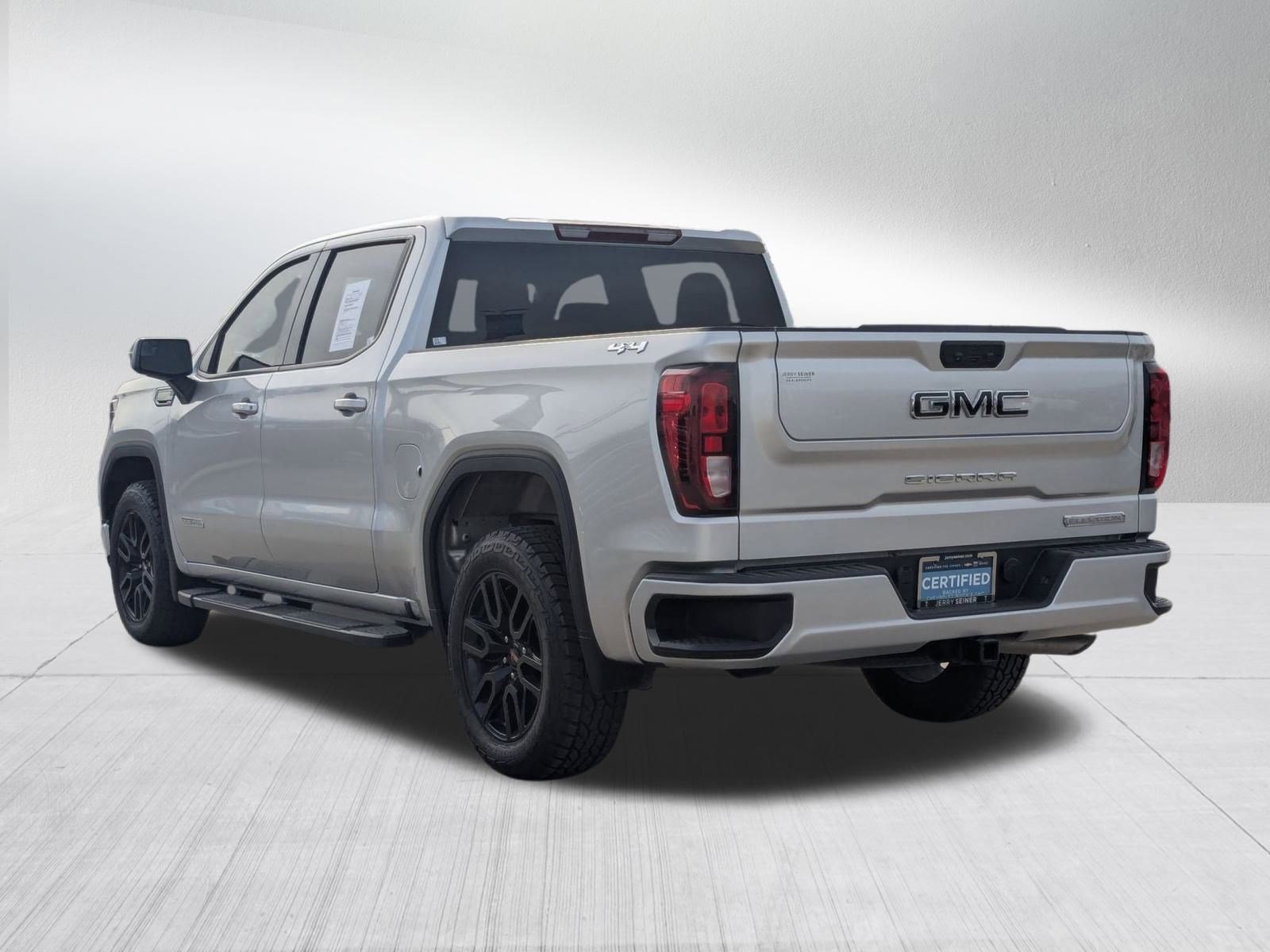Used 2022 GMC Sierra 1500 Elevation w/ LPO, Elevation Black Package image 4