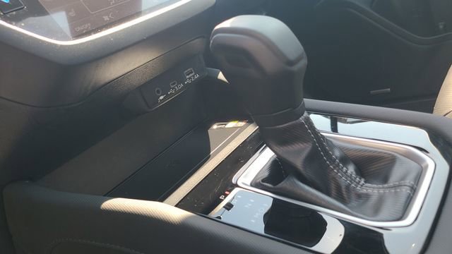 Certified 2025 Subaru Forester Limited AWD/4WD image 26