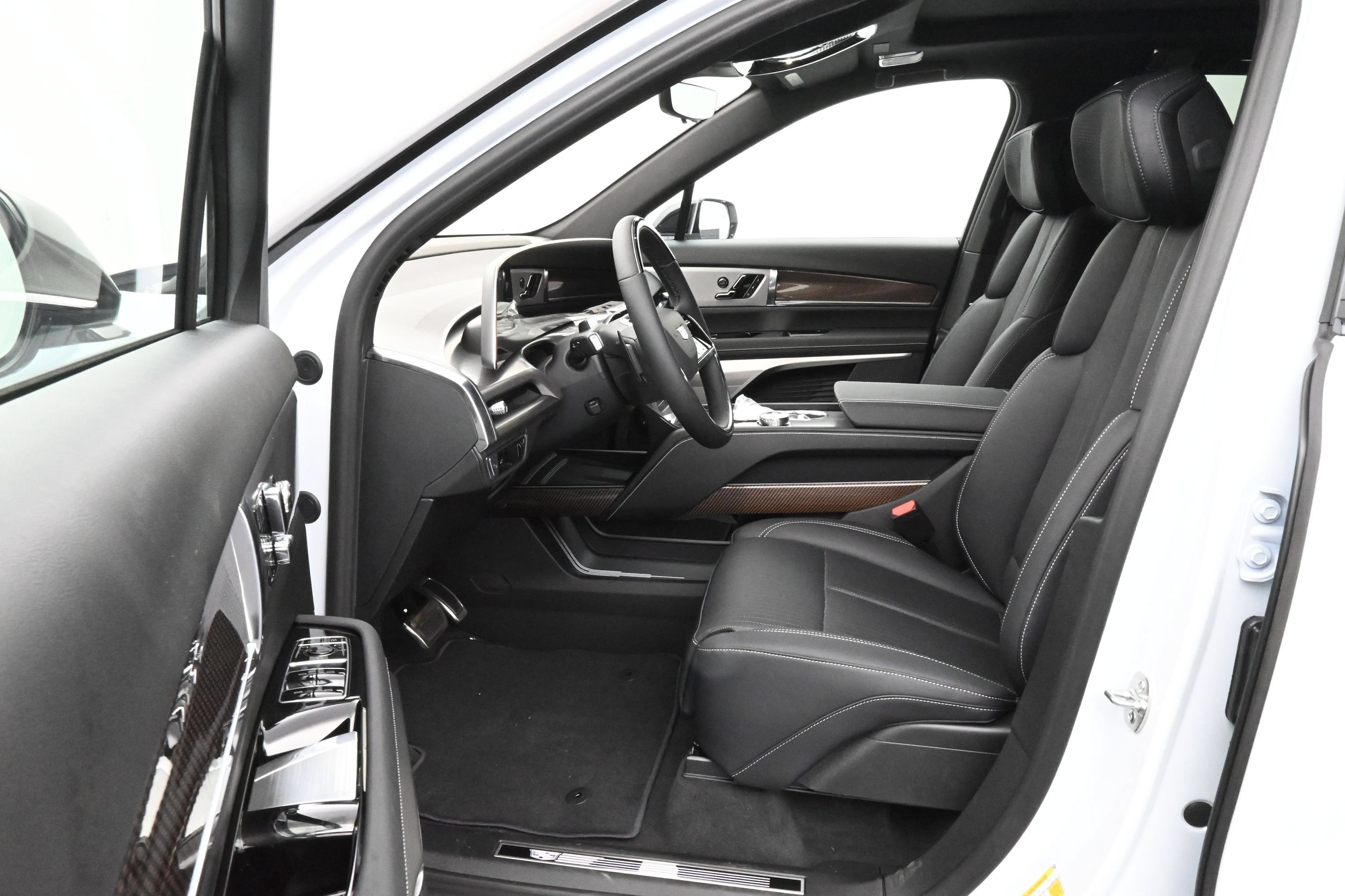 New 2027 Cadillac Vistiq Sport AWD/4WD image 11