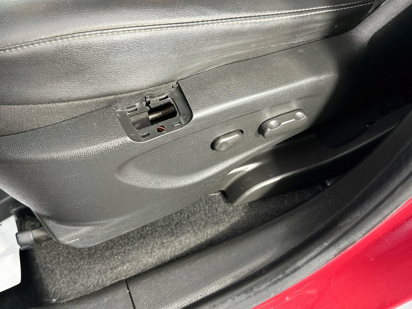 Used 2018 Buick Encore Preferred FWD image 18