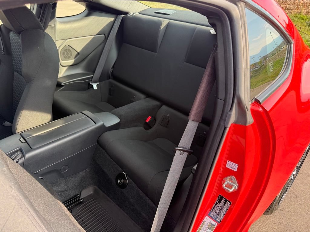 Used 2025 Toyota GR86 w/ ALL Weather Mat Package (TMS) RWD image 23