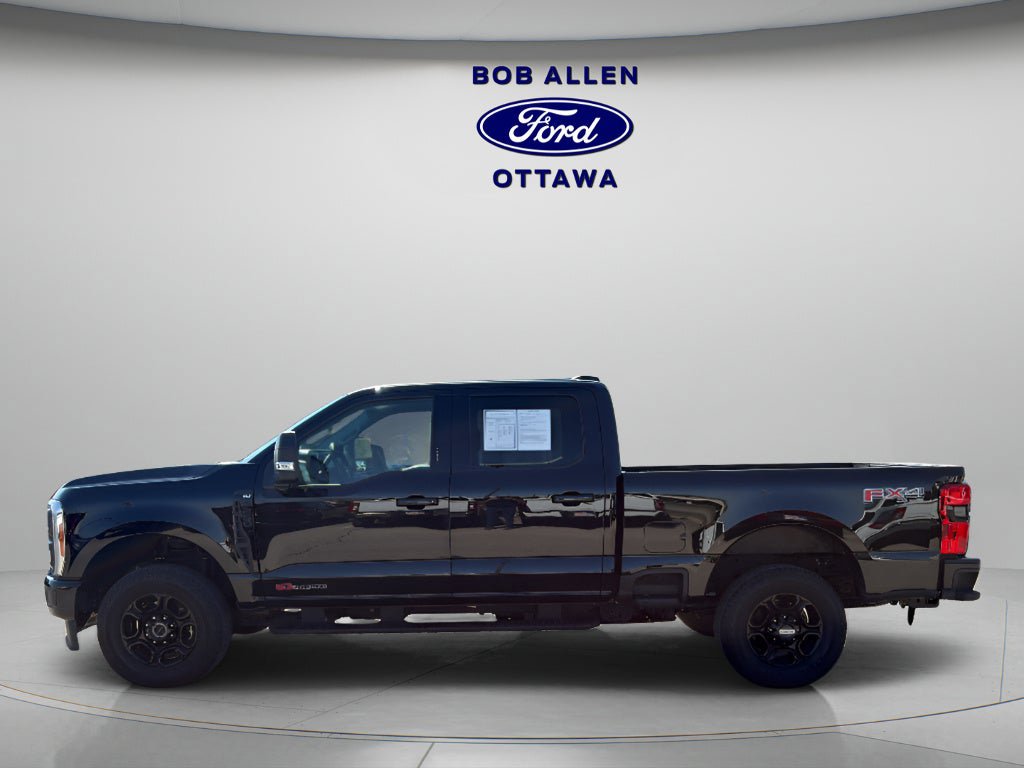 Used 2023 Ford F250 XLT w/ XLT Premium Package AWD/4WD image 10