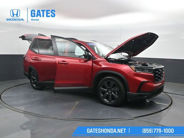 Certified 2025 Honda Pilot Sport image 55