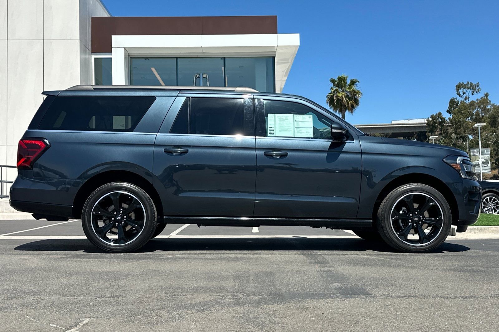 Certified 2024 Ford Expedition Max Limited image 2