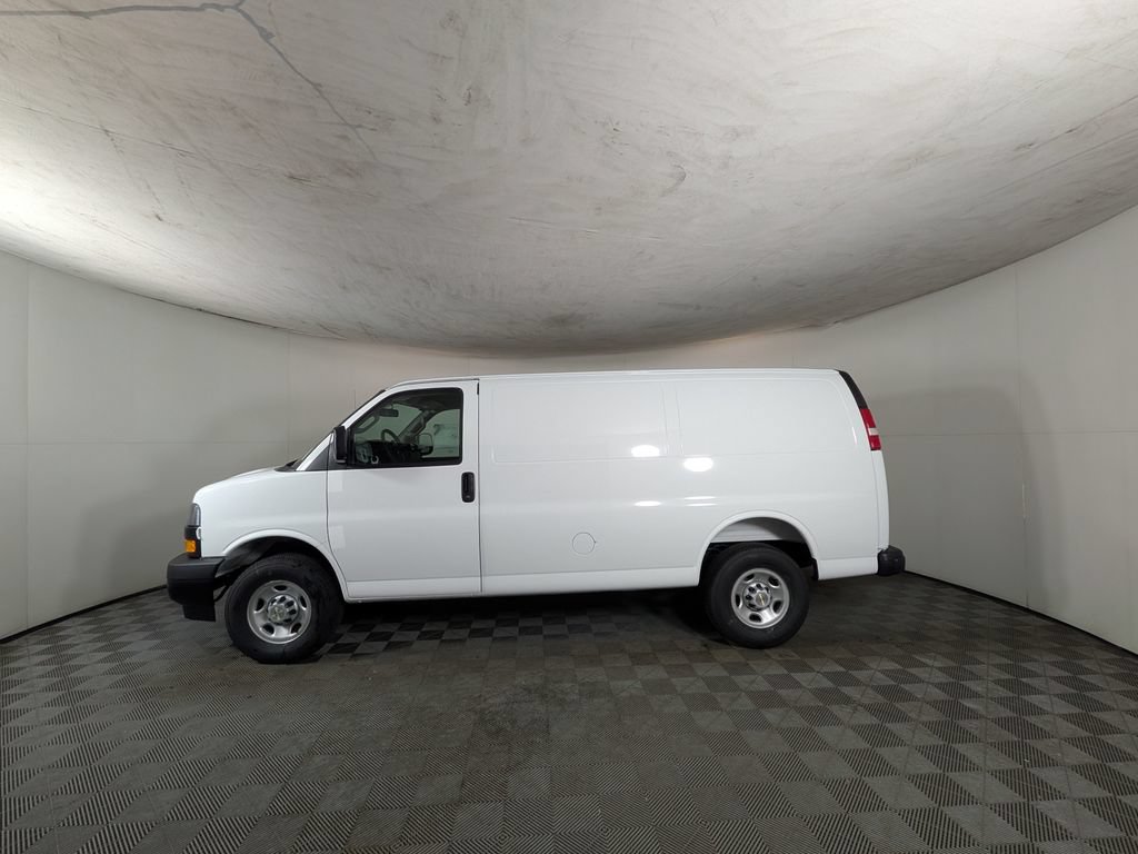 New 2026 Chevrolet Express 2500 w/ Driver Convenience Package RWD image 3