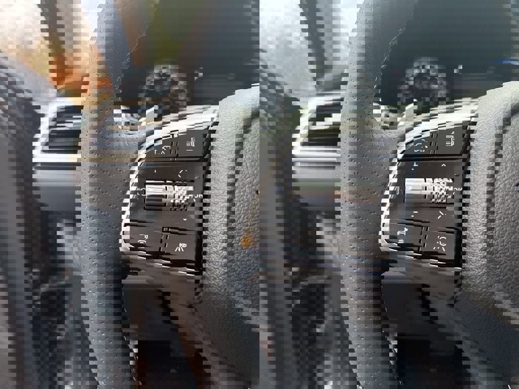 New 2026 Genesis G70 2.5T Prestige image 17