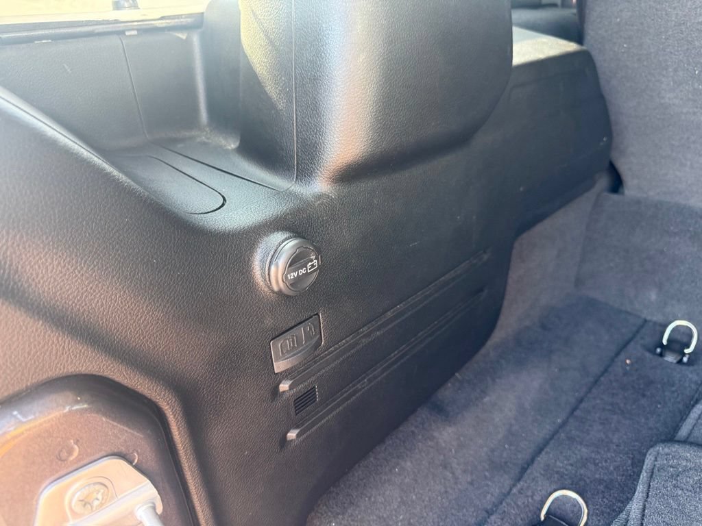 Used 2025 Jeep Wrangler Unlimited Sahara AWD/4WD image 52
