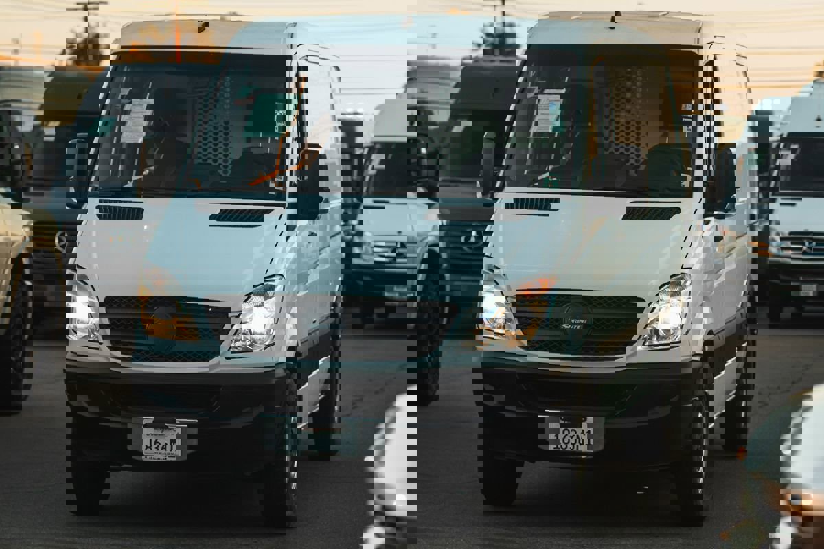 Used 2012 Mercedes-Benz Sprinter 2500 w/ Additional Battery Pkg image 3