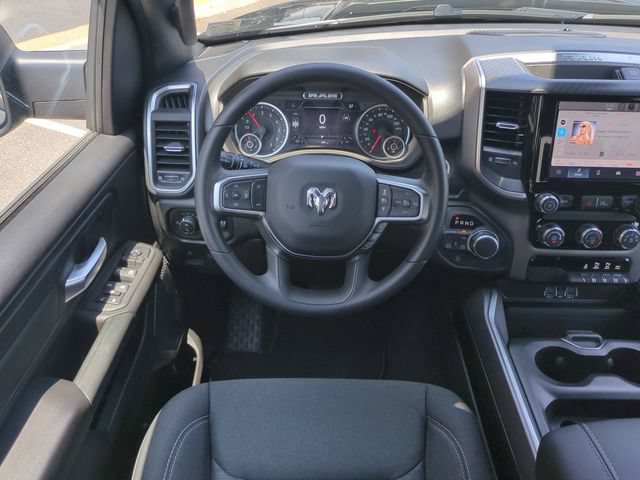 New 2026 RAM 1500 Express AWD/4WD image 16