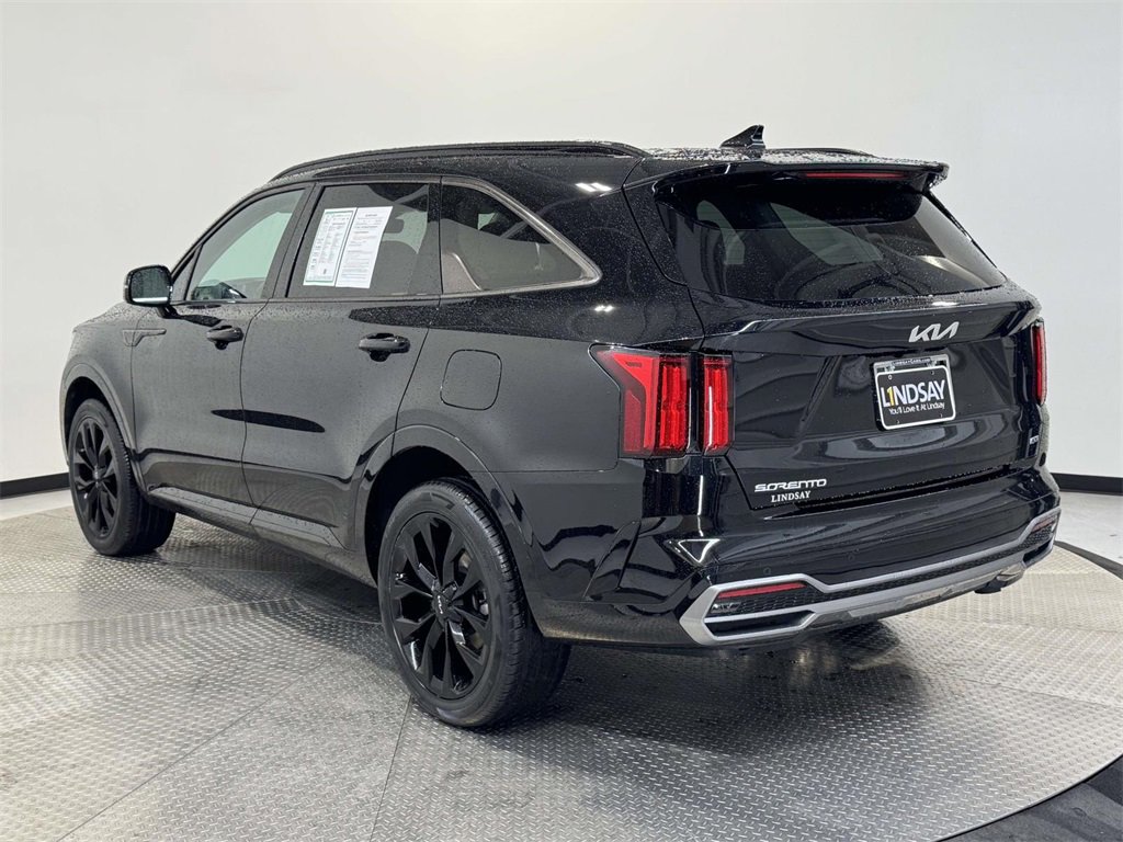 Used 2023 Kia Sorento SX image 5
