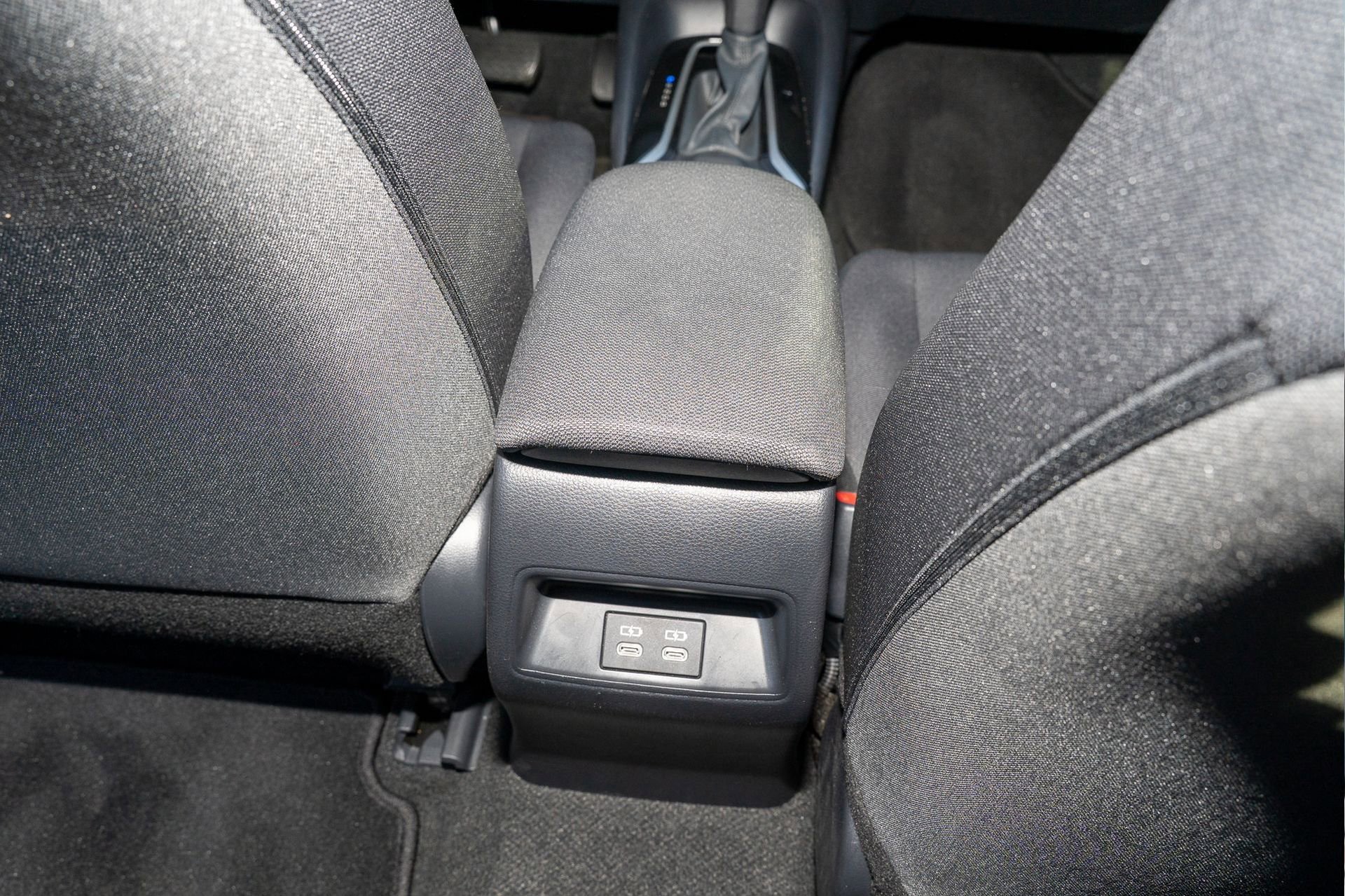 Used 2025 Toyota Corolla LE image 18