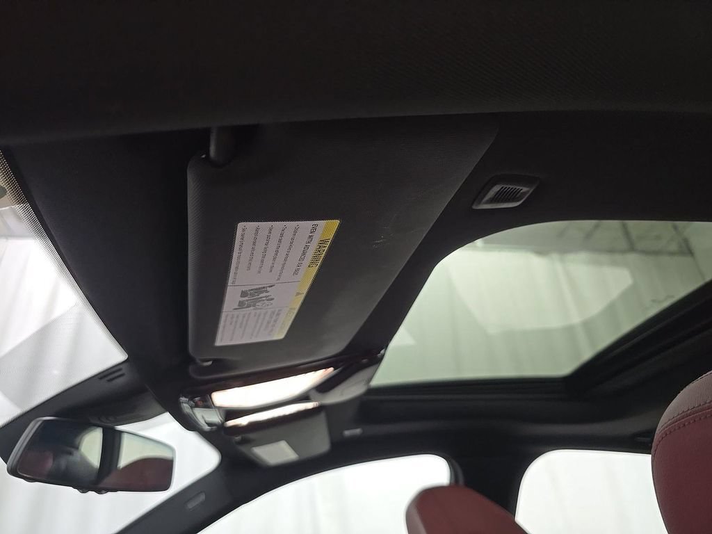 Used 2023 BMW i4 eDrive35 w/ Premium Package RWD image 7