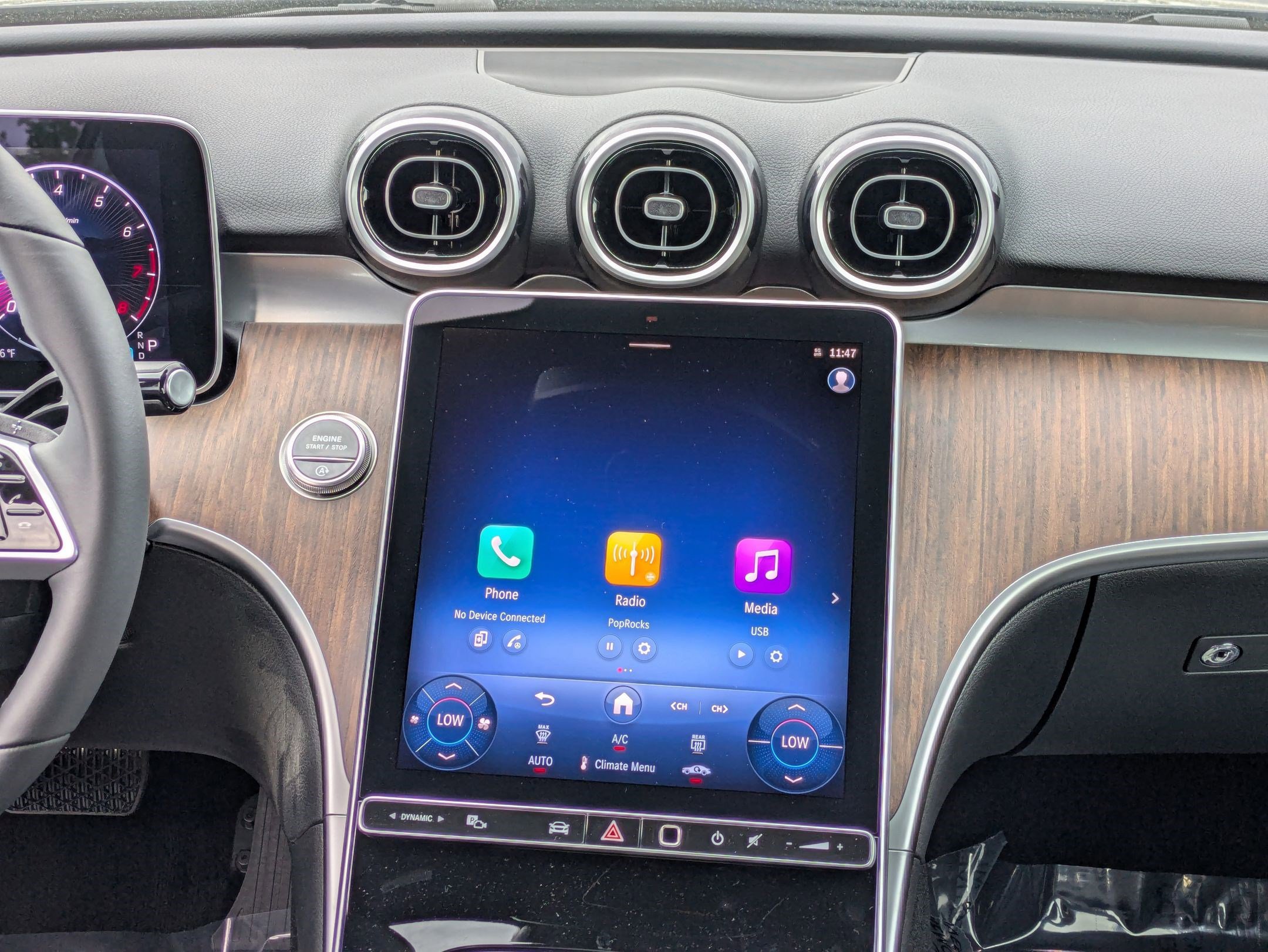 Certified 2025 Mercedes-Benz C 300 4MATIC Sedan image 29