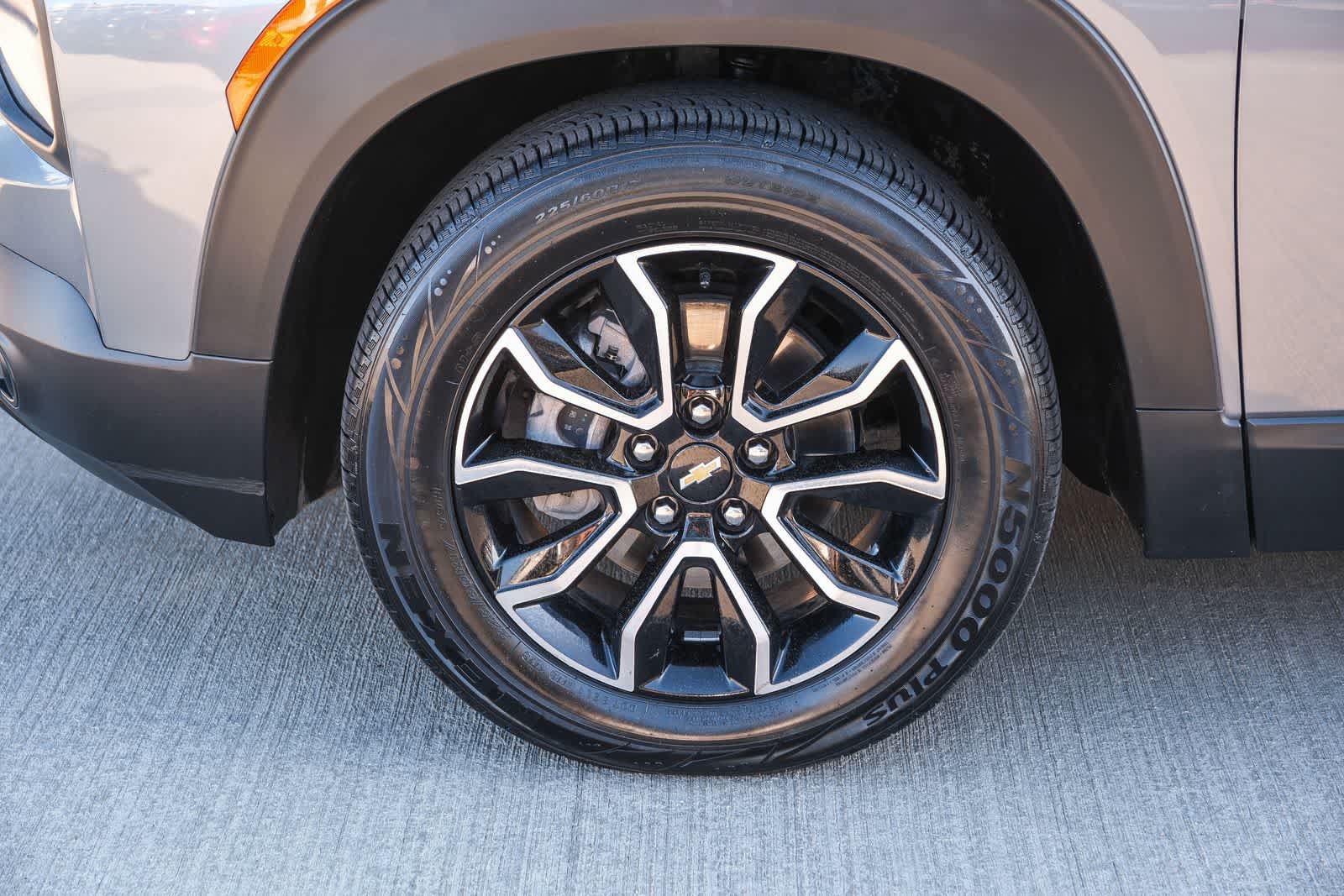 Used 2021 Chevrolet TrailBlazer ACTIV w/ Convenience Package FWD image 10