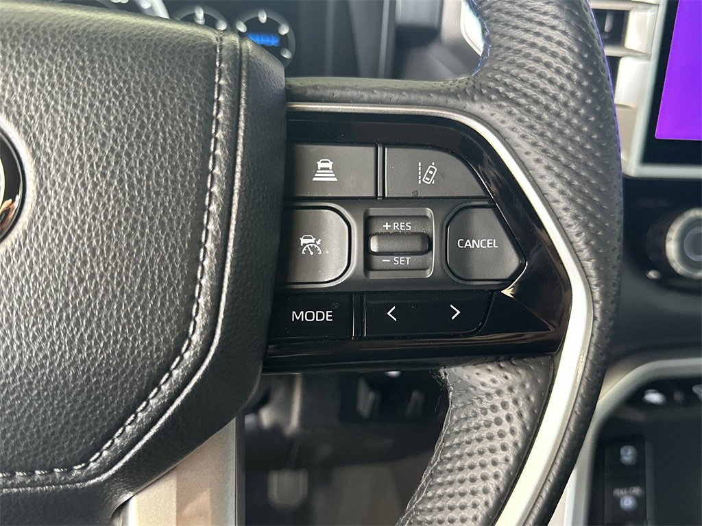 Used 2025 Toyota Tundra Platinum image 21