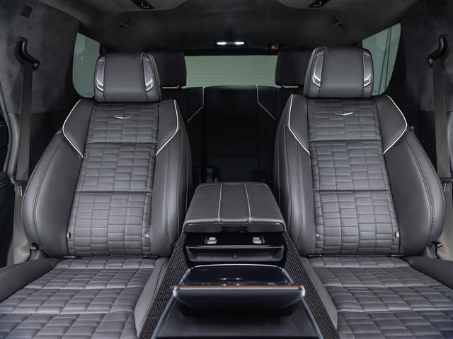 Used 2026 Cadillac Escalade V AWD/4WD image 18