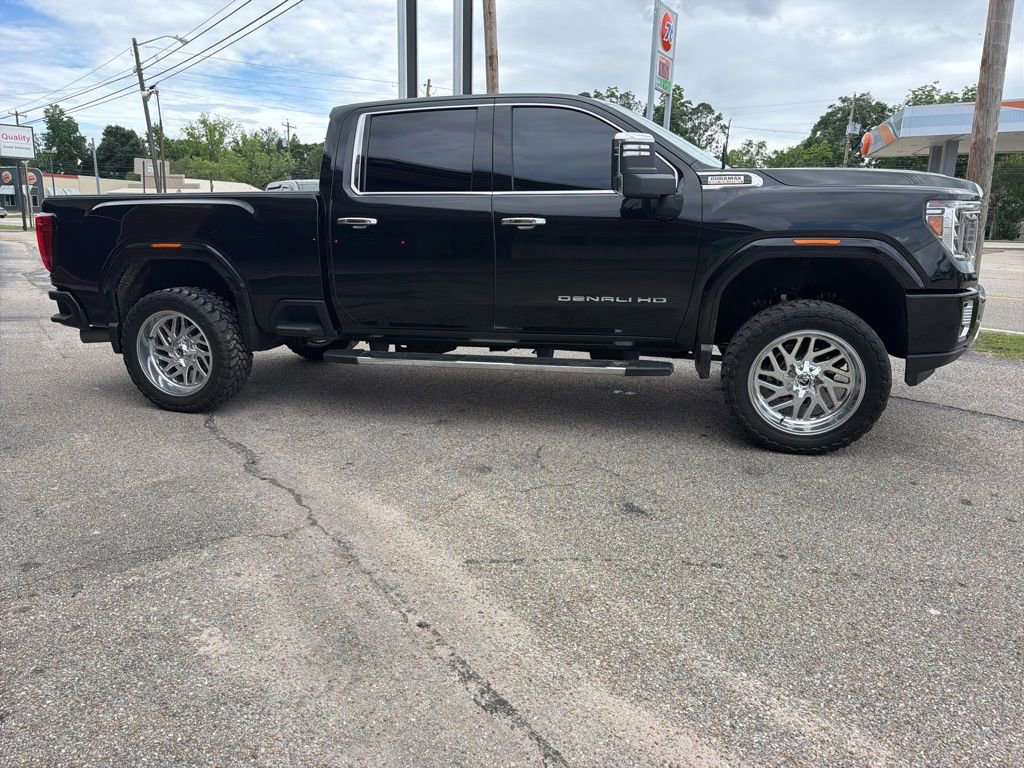 Used 2021 GMC Sierra 2500 Denali w/ Denali Ultimate Package AWD/4WD image 1