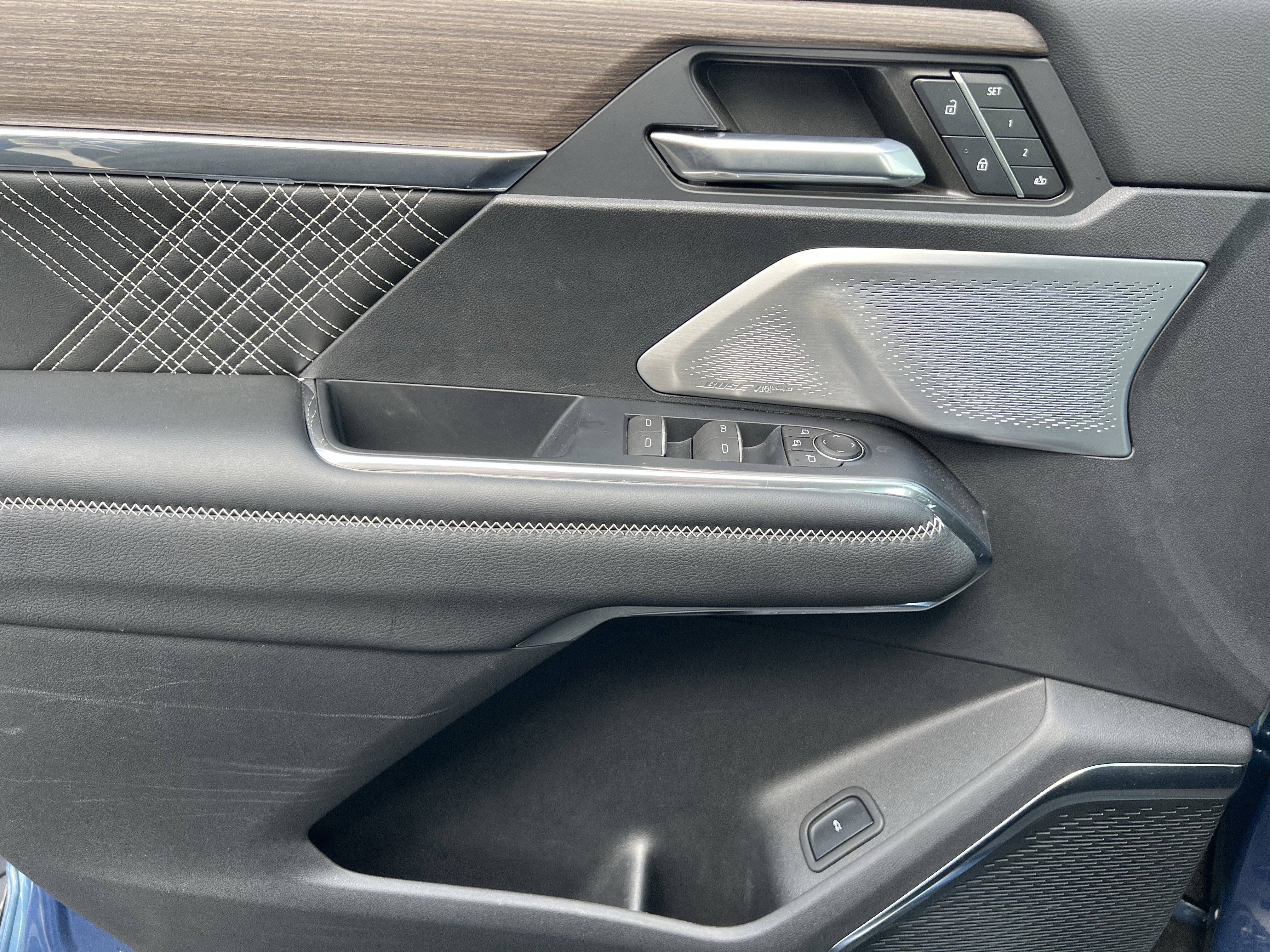 Used 2024 GMC Acadia Denali w/ Super Cruise Package image 14