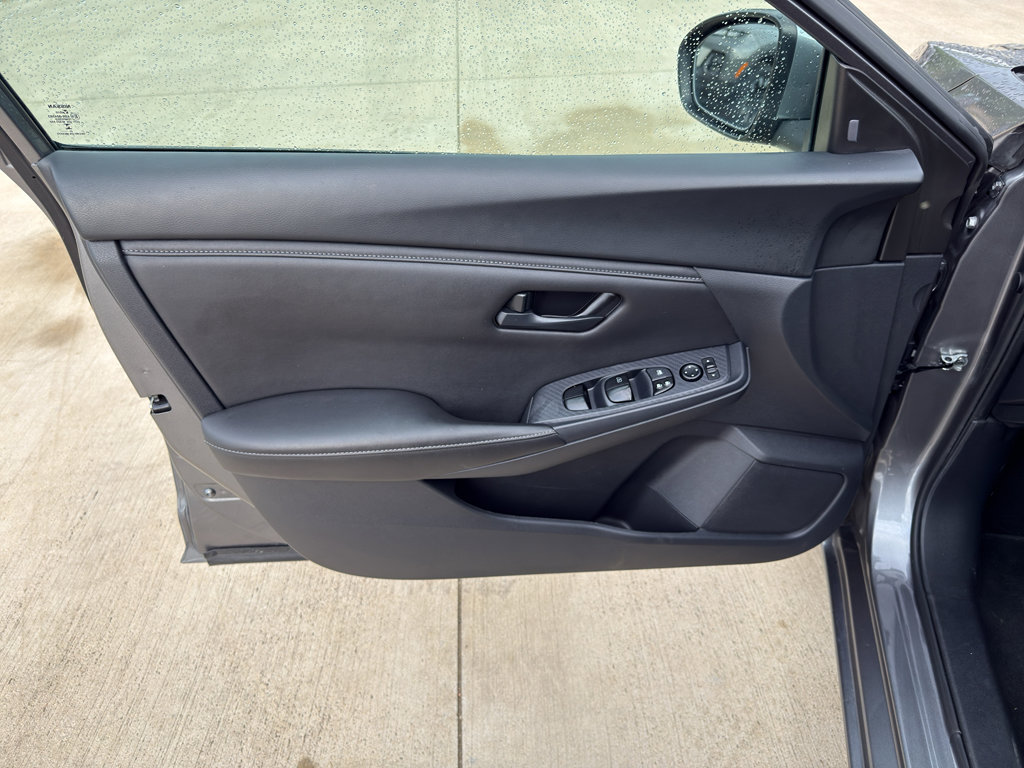 Used 2024 Nissan Sentra S FWD image 16