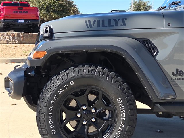 Used 2022 Jeep Gladiator Willys image 5