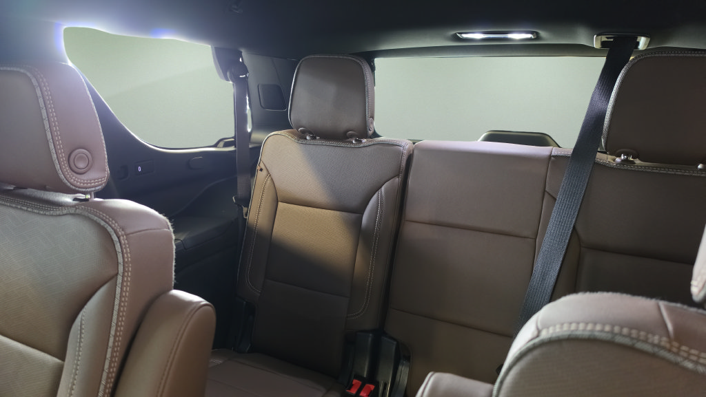 Used 2023 Chevrolet Tahoe High Country w/ Premium Package 2 AWD/4WD image 18