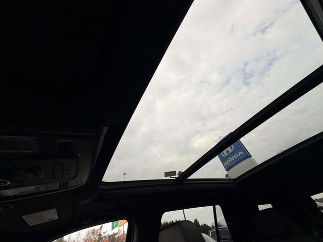 Used 2023 GMC Yukon Denali image 16