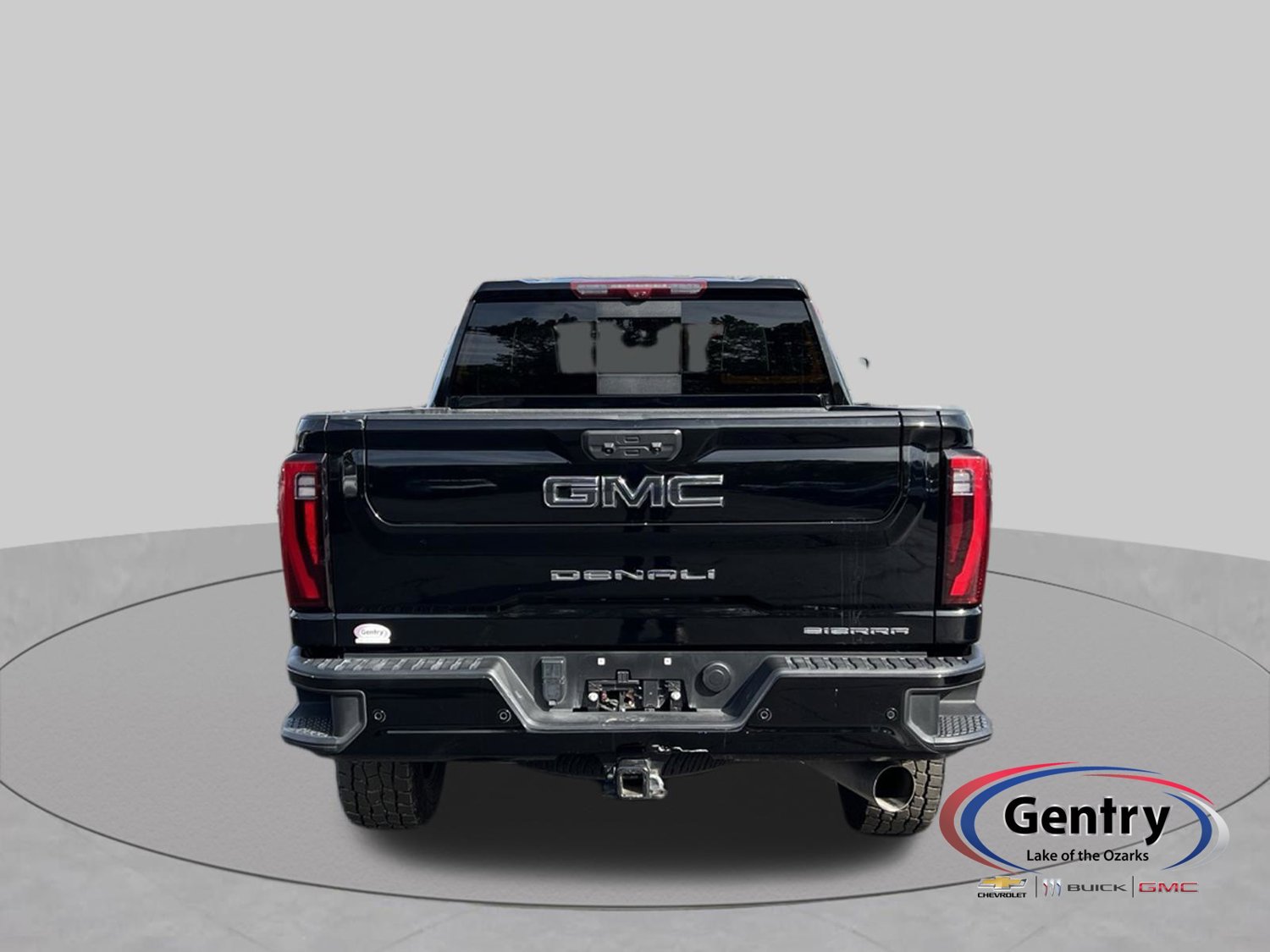 Used 2024 GMC Sierra 2500 Denali Ultimate AWD/4WD image 4