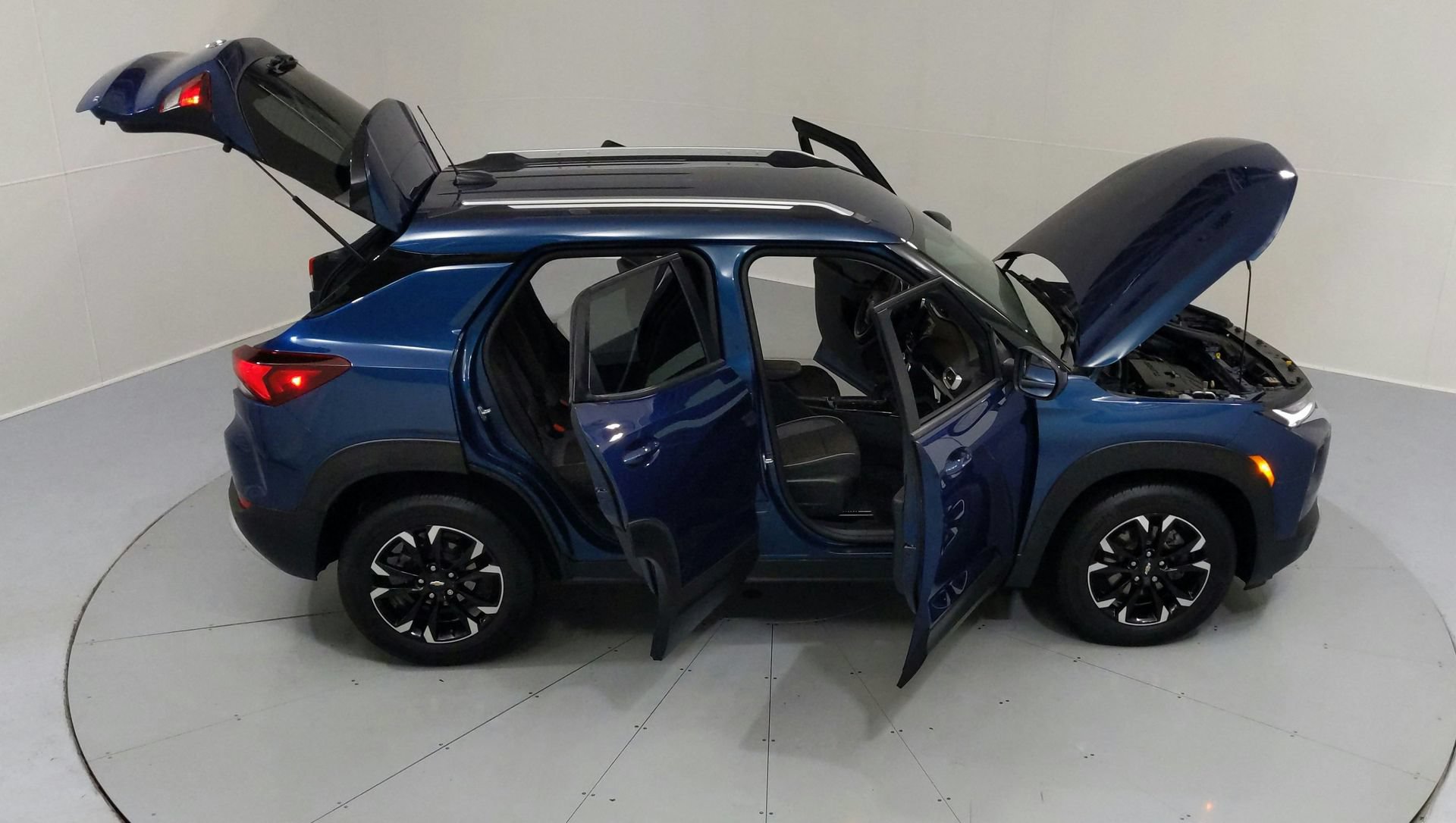 Used 2021 Chevrolet TrailBlazer LT w/ Convenience Package FWD image 29