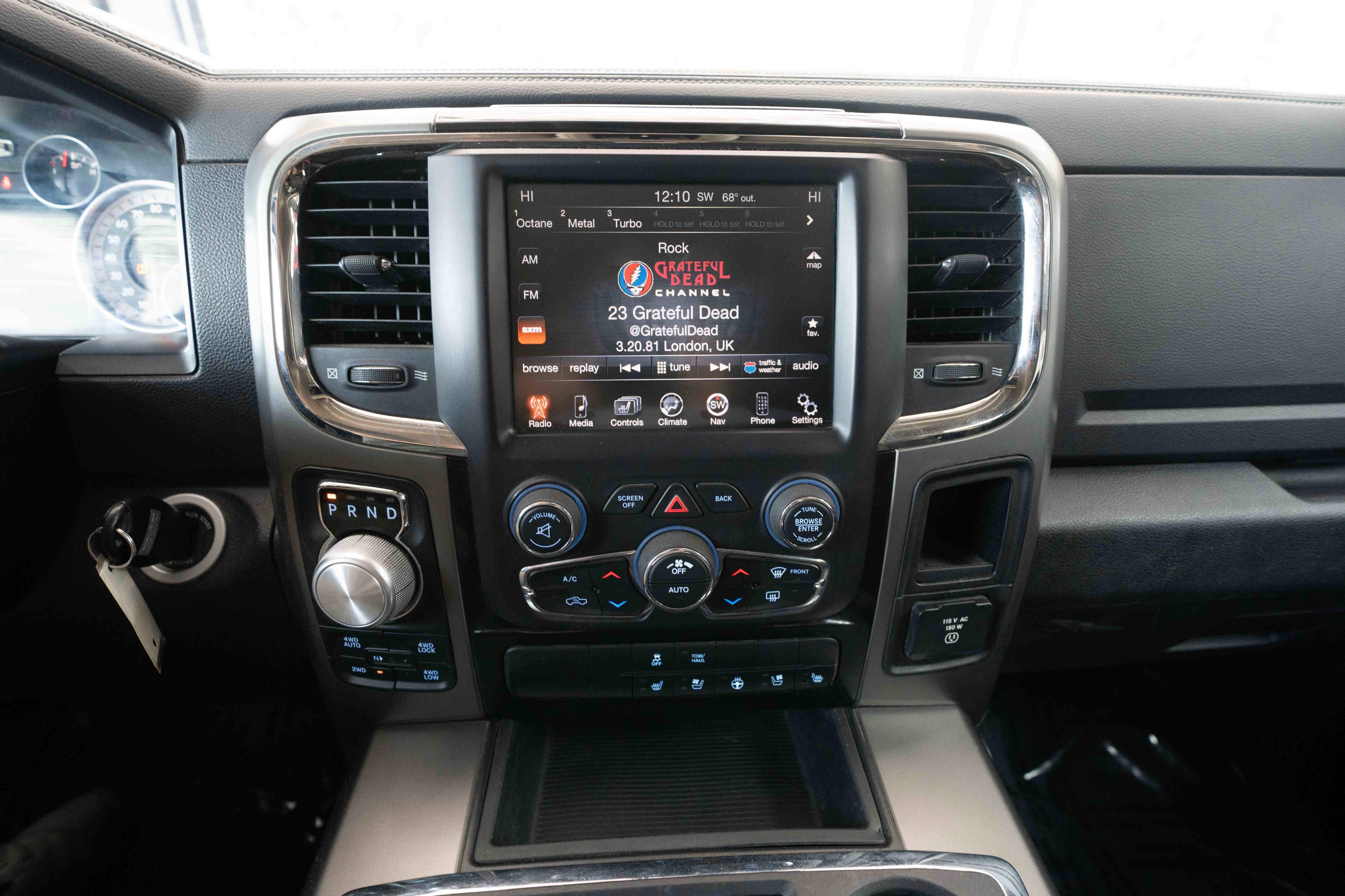 Used 2014 RAM 1500 Sport w/ Sport Premium Group image 16
