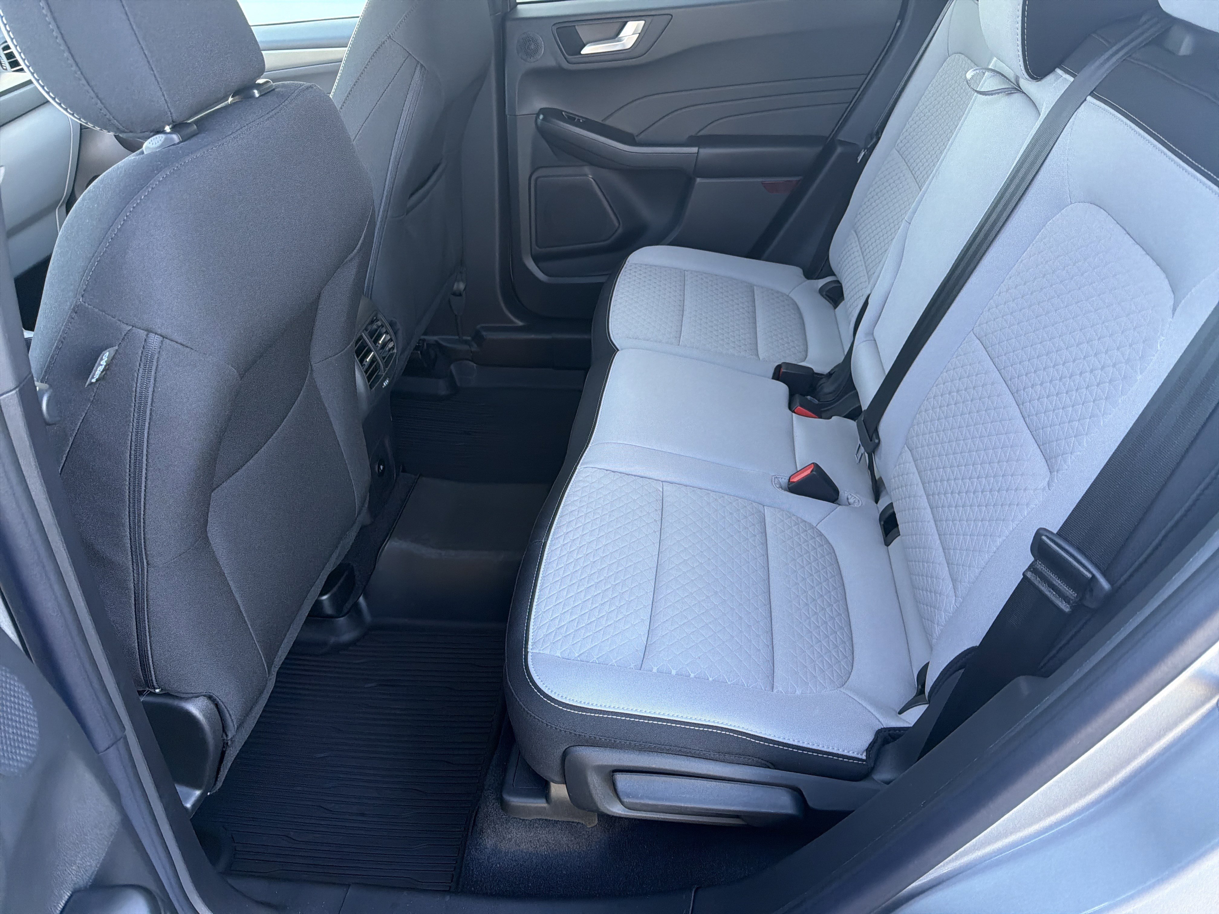 Used 2023 Ford Escape Active w/ Tech Pack #2 AWD/4WD image 25