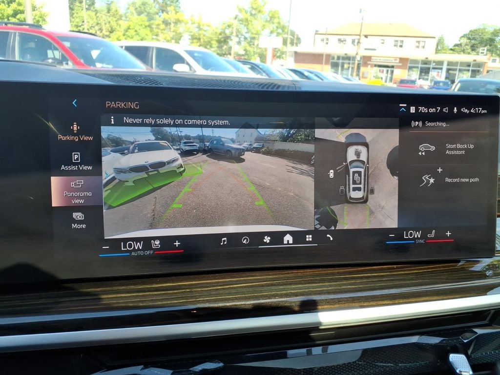 Used 2025 BMW X7 xDrive40i AWD/4WD image 29