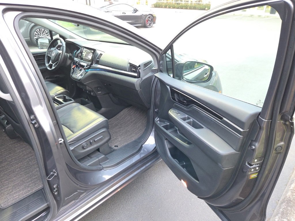 Used 2024 Honda Odyssey Elite image 19