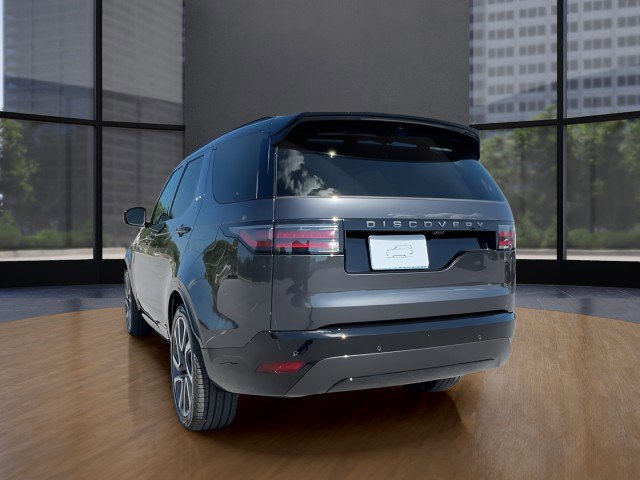 New 2025 Land Rover Discovery Dynamic SE image 7