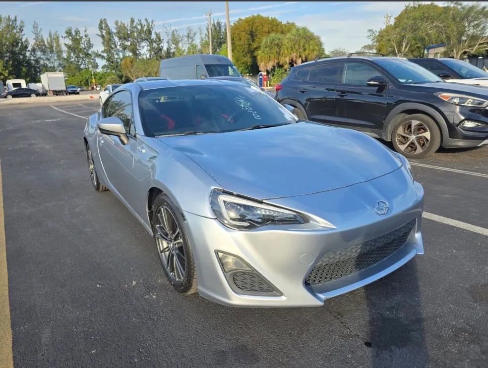 Used 2016 Scion FR-S image 4