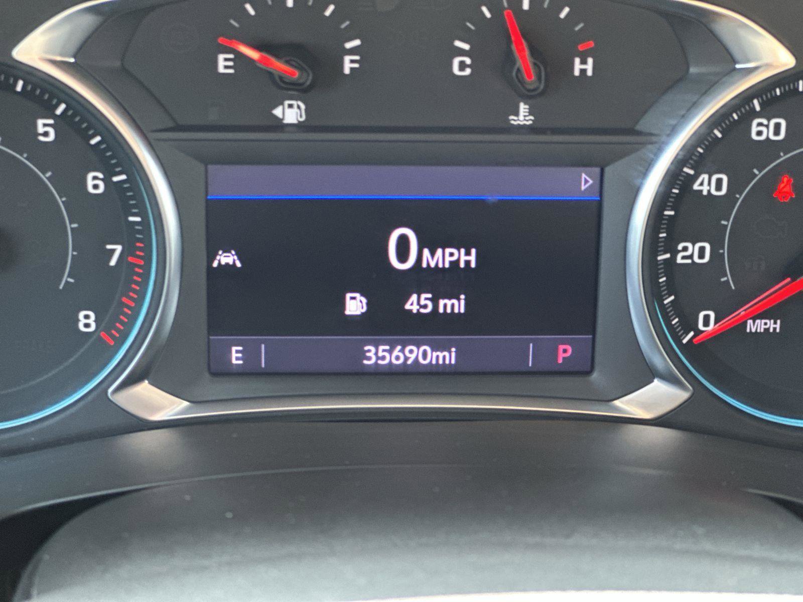 Used 2022 Chevrolet Traverse LT image 14