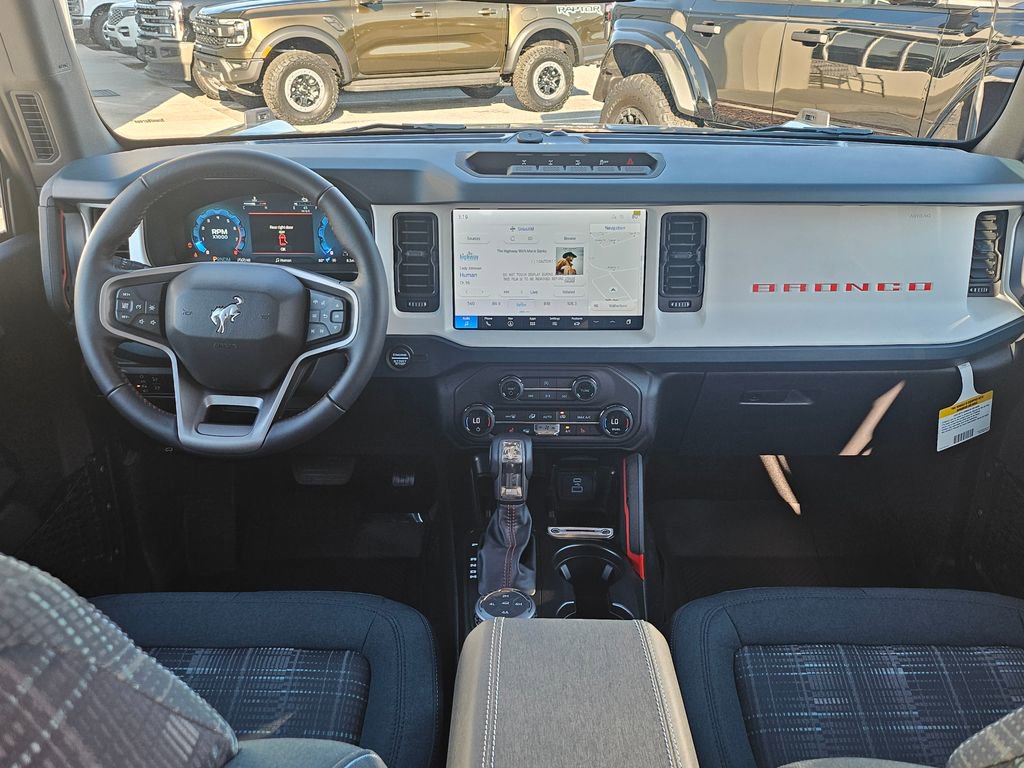 New 2025 Ford Bronco Heritage Edition image 4