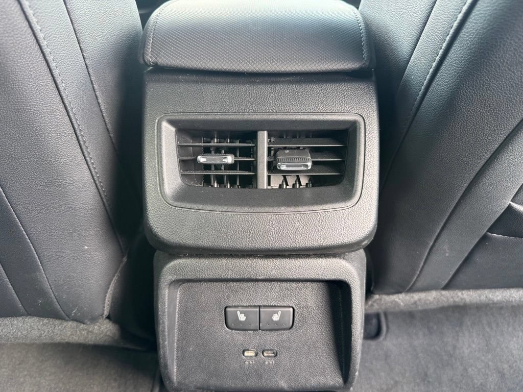 Used 2024 Chevrolet Equinox EV LT FWD image 33