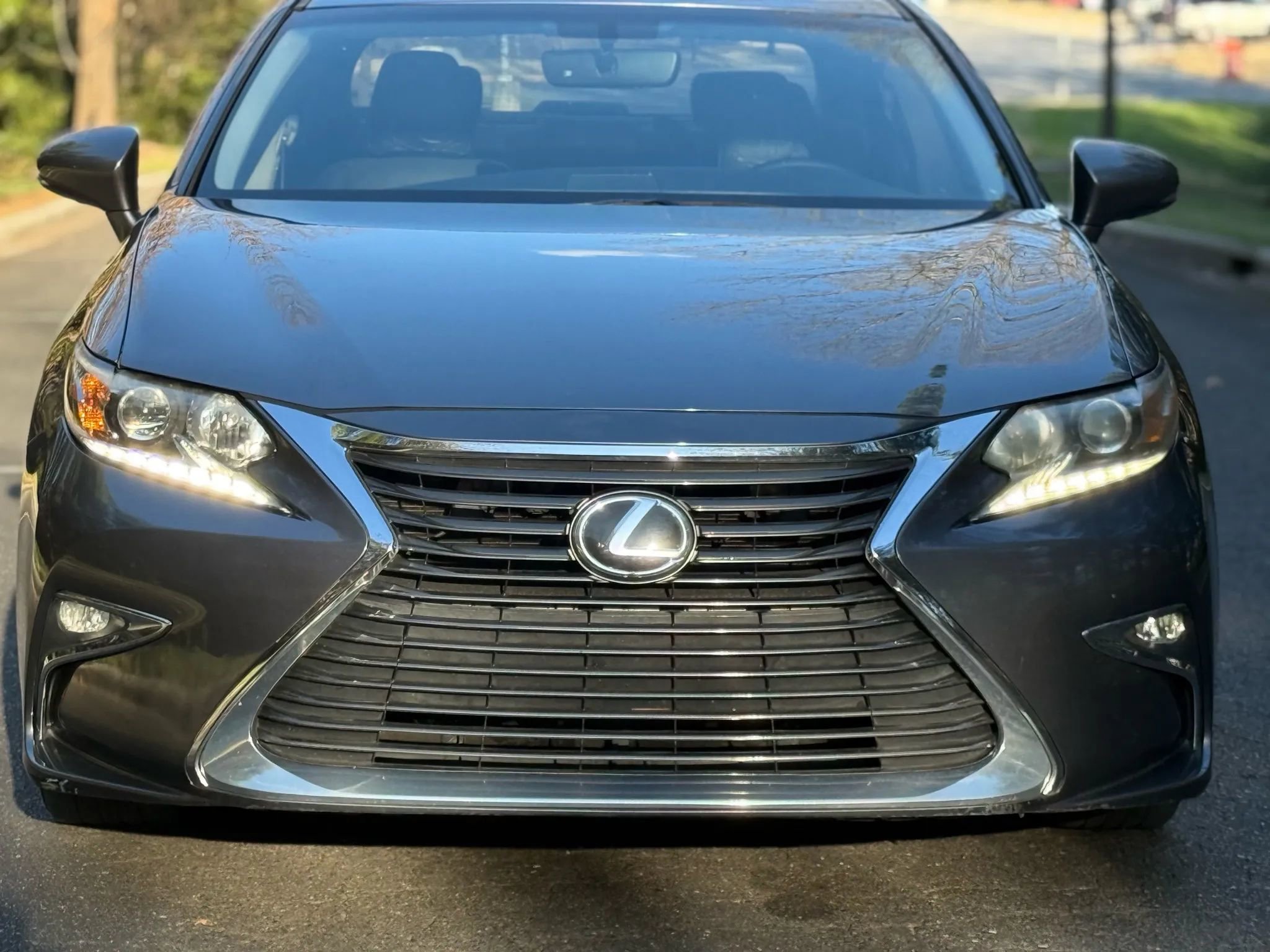 Used 2016 Lexus ES 350 image 2