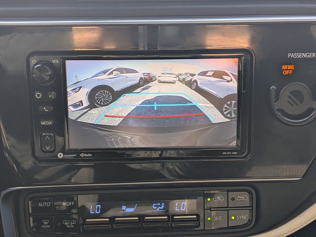 Used 2017 Toyota Corolla iM FWD image 27