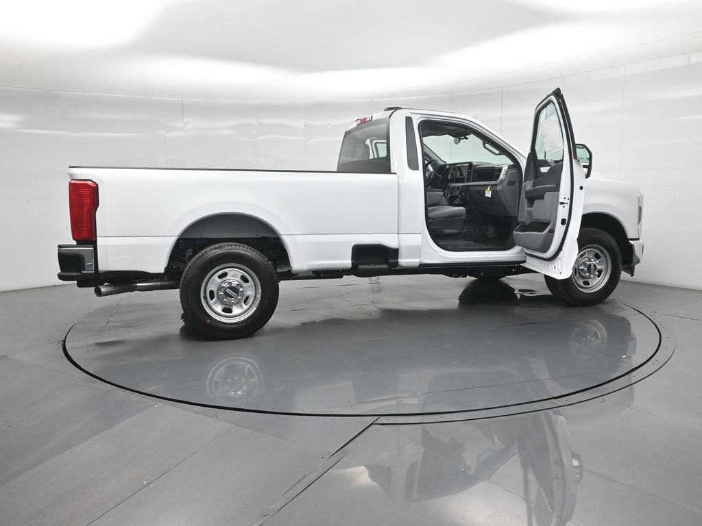 New 2026 Ford F350 XL w/ XL Chrome Package RWD image 2