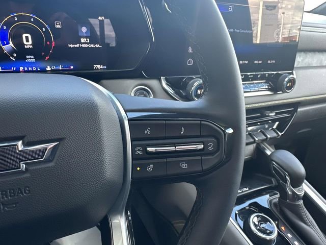 Used 2026 Chevrolet Colorado ZR2 w/ Technology Package image 37