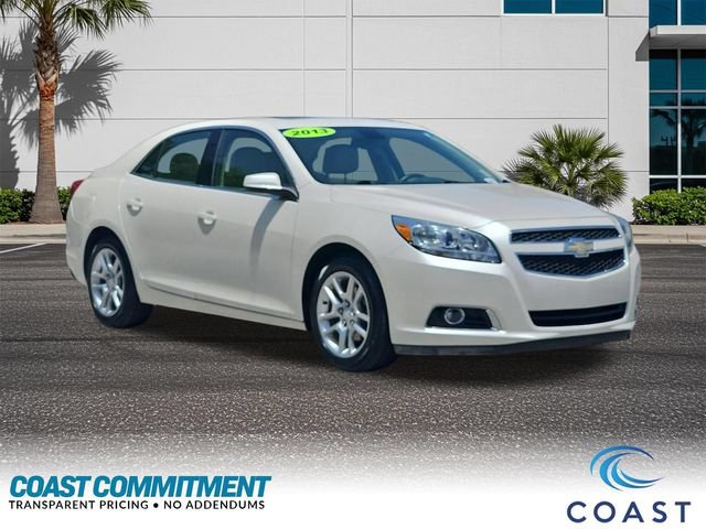 Used 2013 Chevrolet Malibu Eco w/ Navigation Package FWD image 3